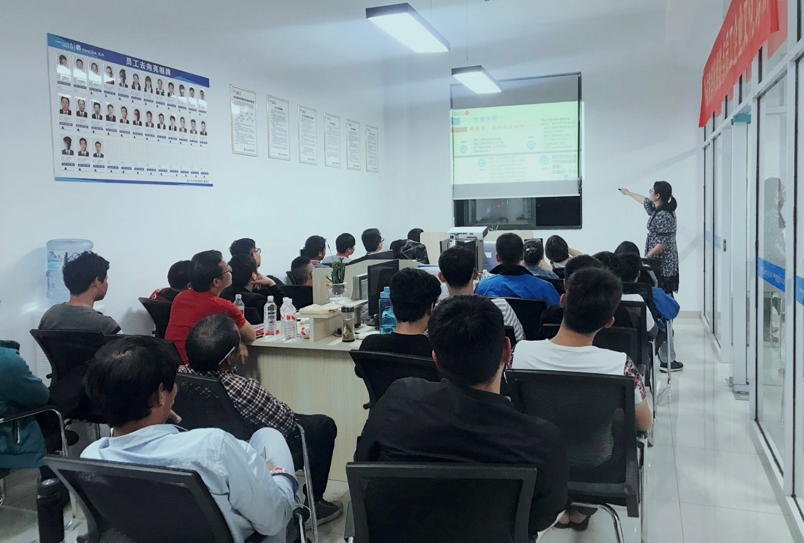 1525222748688357csrP.jpg 1524925346506.jpg